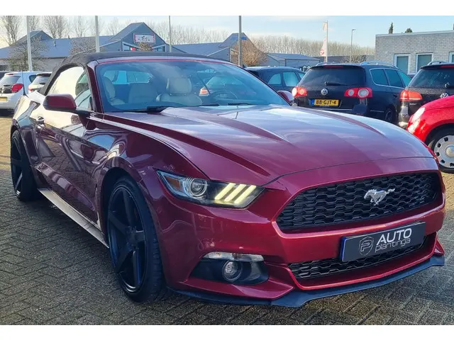 Ford Mustang Convertible 2.3 EcoBoost 2015 Benzine 8