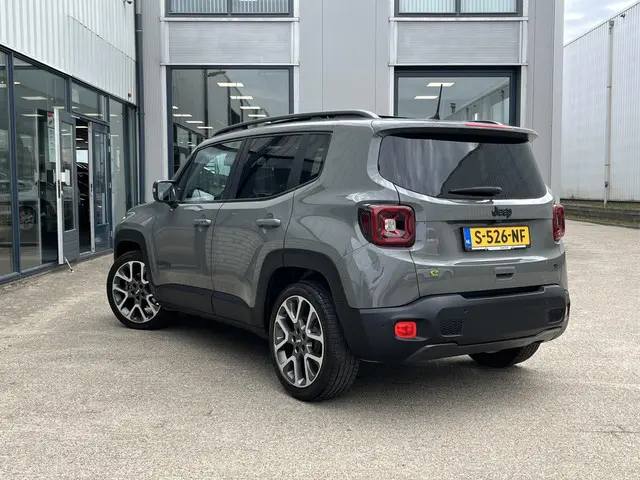 Jeep Renegade 1.5T e-Hybrid S 2023 Hybride Benzine 39