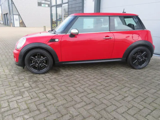 MINI One 3