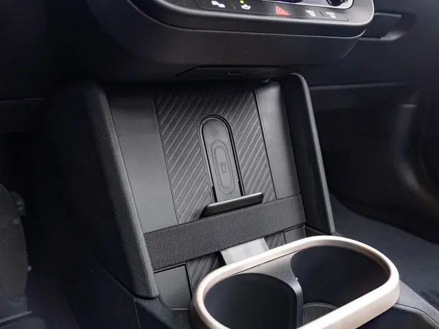MINI 5-Deurs Cooper C 2025 Benzine 24