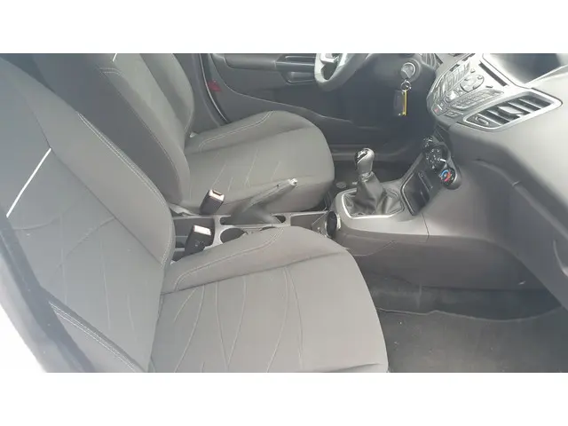 Ford Fiesta 1.0 Style 2015 Benzine 20