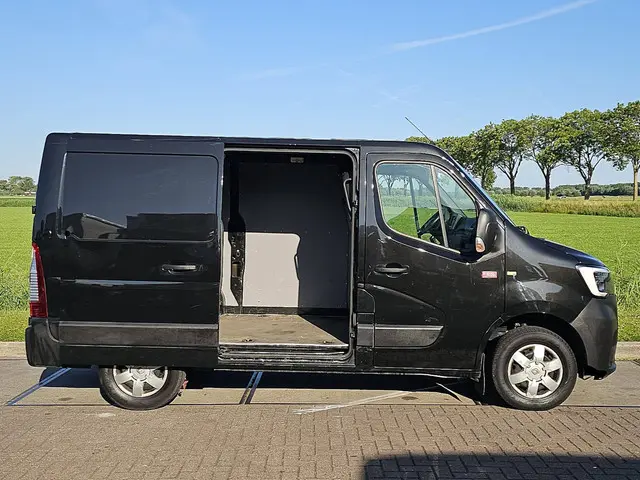 Renault Master 2.3 2021 Diesel 16