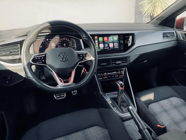 Volkswagen Polo 2.0 TSI GTI 2022 Benzine 4
