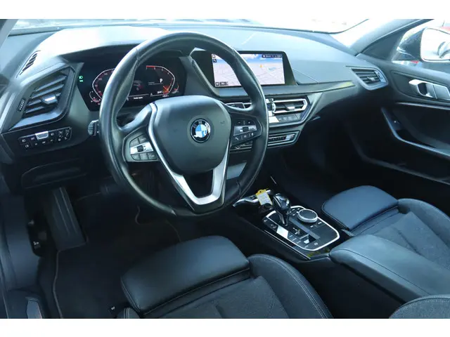 BMW 1 Serie 118I EXECUTIVE EDITION AUT. 2019 Benzine 16