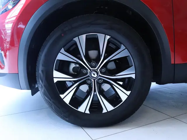 Renault Captur 1.3 TCe 140 Techno 2023 Benzine 25