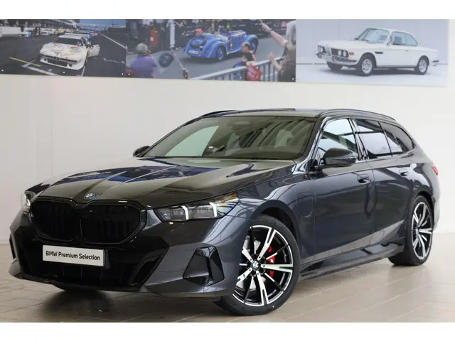 BMW 5 Serie Touring 530e 2026 Hybride Benzine 35