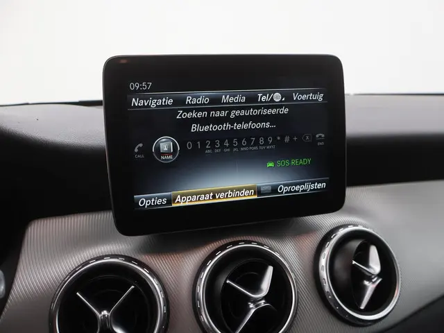 Mercedes-Benz GLA 180 Ambition AUTOM. 2016 Benzine 15