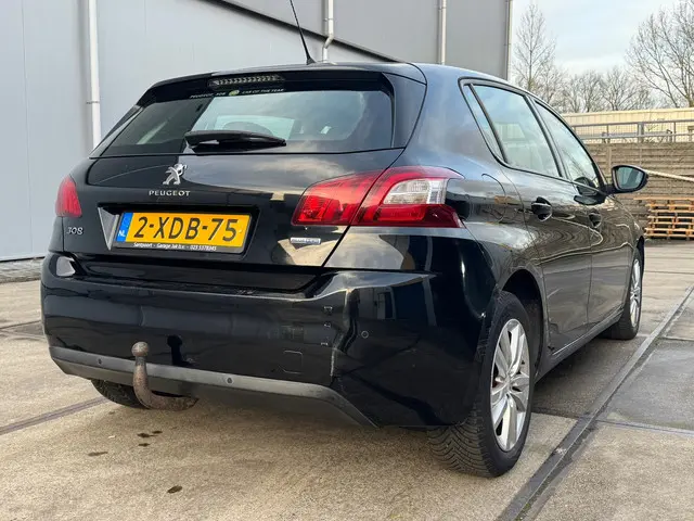 Peugeot 308 1.6 BlueHDi Active 2014 Diesel 5