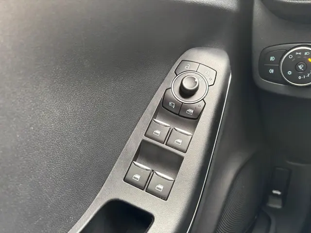 Ford Puma 1.0 EcoBoost Hybrid ST-Line X 2021 Benzine 19