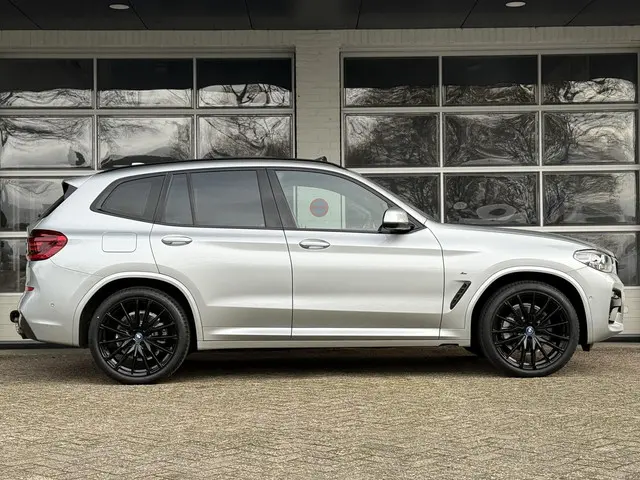 BMW X3 xDrive20i M SPORT 2022 Benzine 9