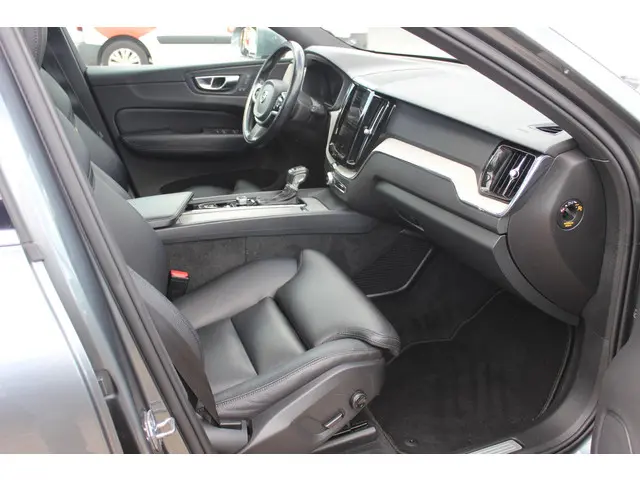 Volvo XC60 2.0 T5 AWD Inscription 2017 Benzine 5
