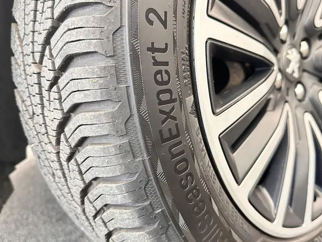 Peugeot 2008 1.2 PureTech Active 82pk 2019 Benzine 14