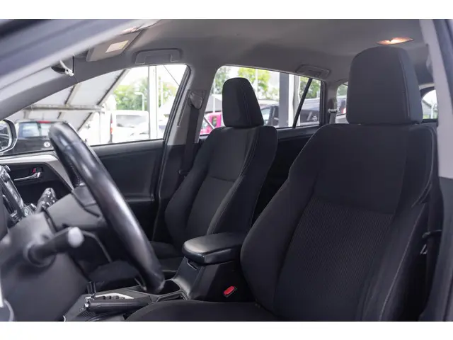 Toyota RAV4 2.2 D 150PK Edition 2015 Diesel 32