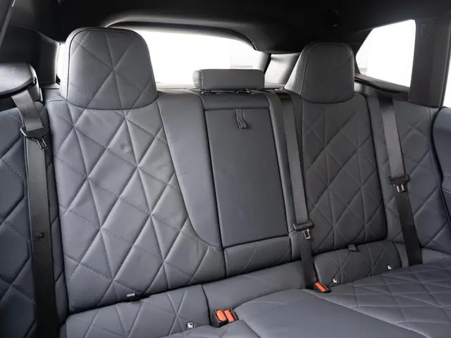 BMW iX xDrive40 2024 Elektrisch 8