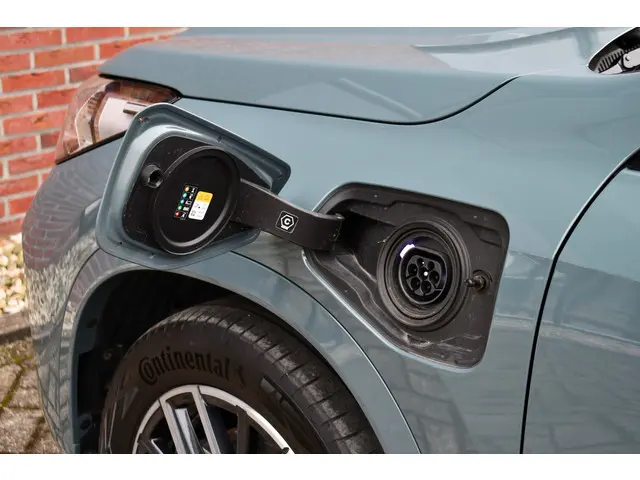 BMW X1 xDrive25e M-Sport 2024 Hybride Benzine 44