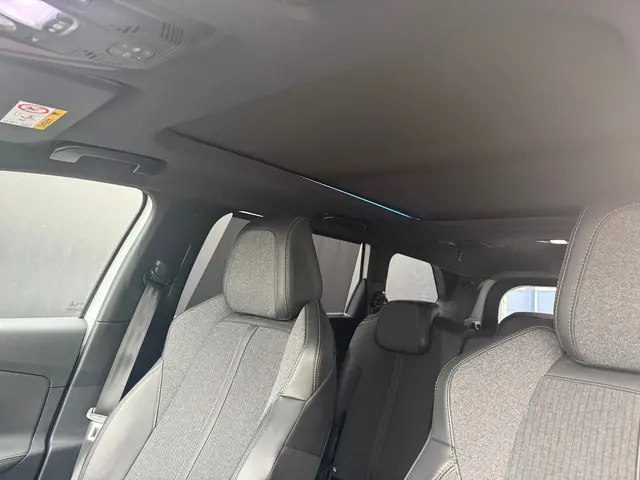 Peugeot 5008 1.6 e-THP GT-Line - 7 personen 2018 Benzine 17