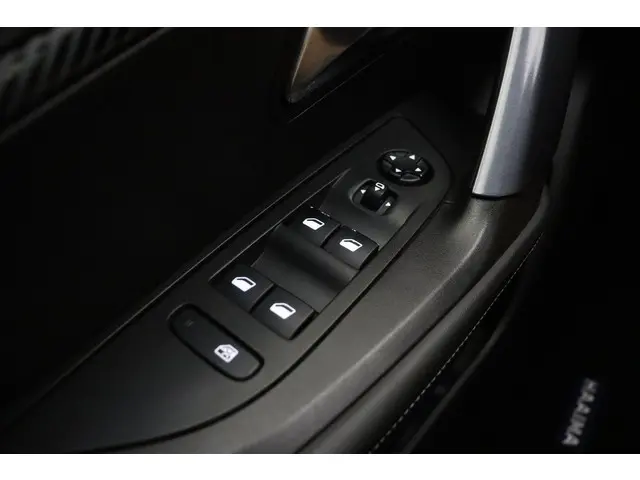 Peugeot 2008 1.2 PureTech Allure 2020 Benzine 18