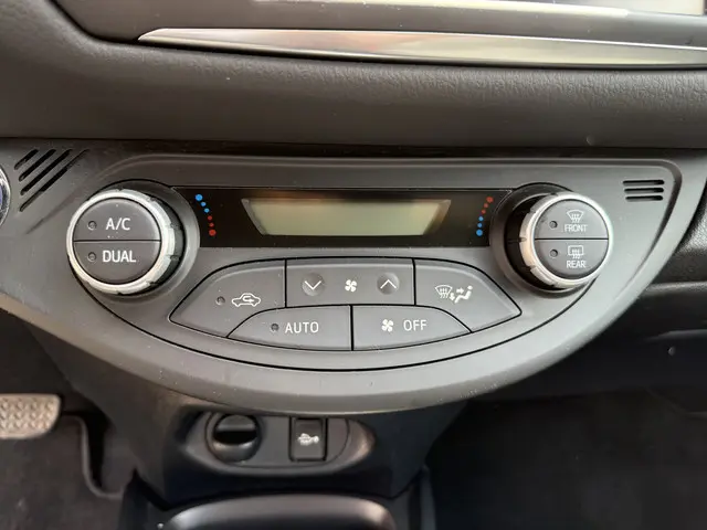 Toyota Yaris 1.5 Hybrid Energy Plus 2018 Hybride Benzine 20