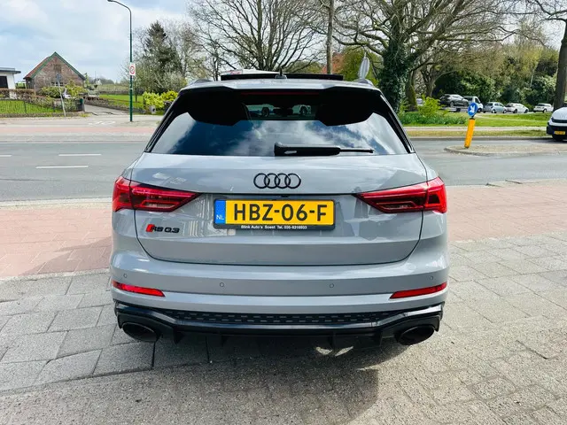 Audi Q3 TFSI RS 2021 Benzine 3