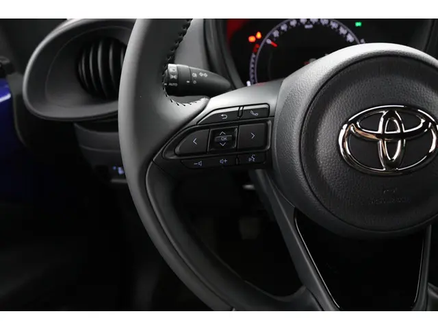 Toyota Aygo X 1.0 VVT-i MT Play 2025 Benzine 19