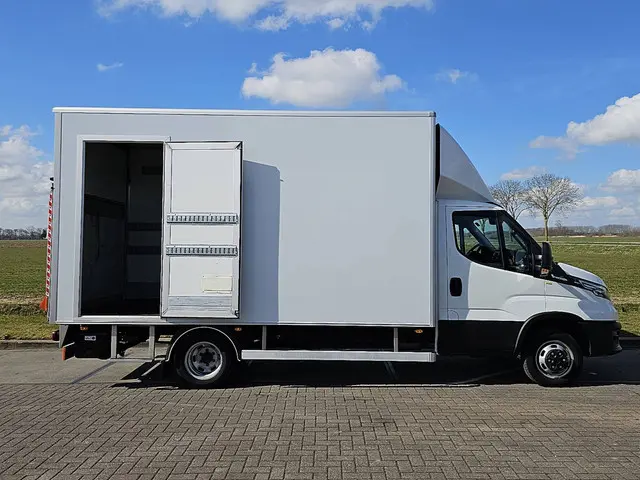 Iveco Daily 50C18 2024 Diesel 14