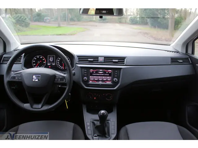 SEAT Arona 1.0 TSI Reference 2018 Benzine 3