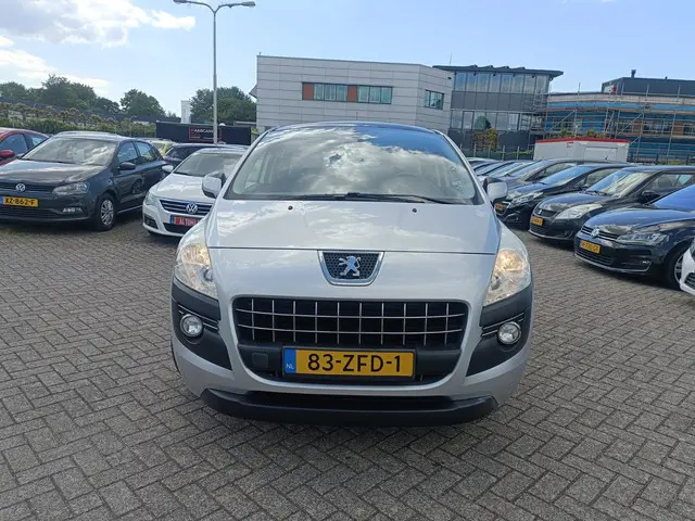 Peugeot 3008 1.6 VTi PANO/NAVI/NAP/TREKHAAK 2012 Benzine 4