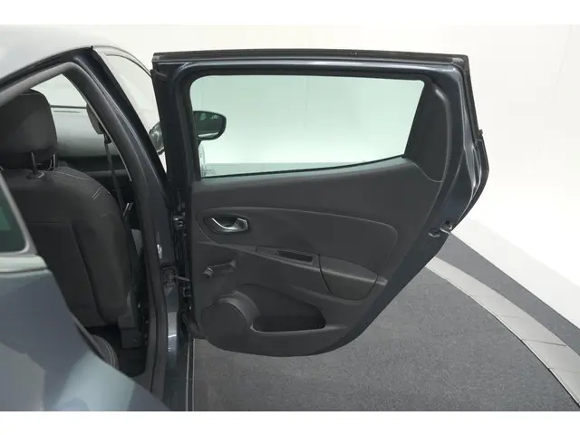 Renault Clio TCe 90 Limited 2018 Benzine 51