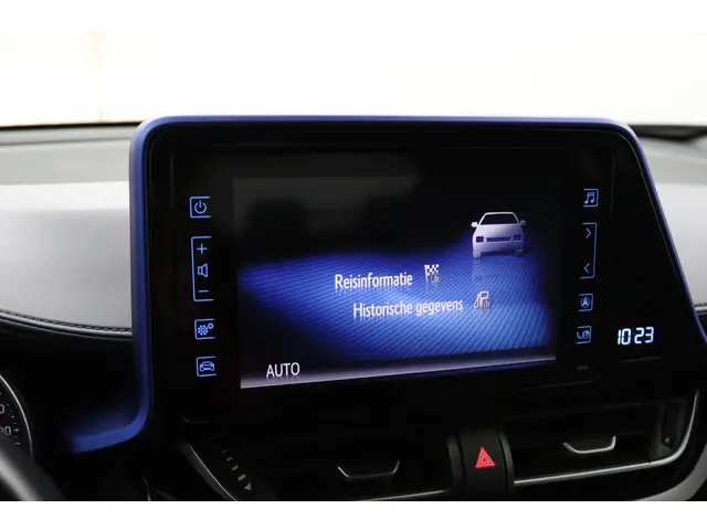 Toyota C-HR 1.2 Bi-Tone 2017 Benzine 44