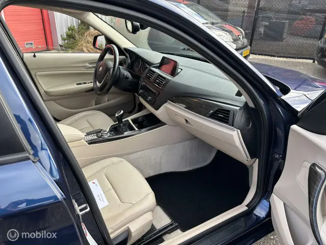 BMW 1 Serie 114i EDE Business+ 2013 Benzine 21