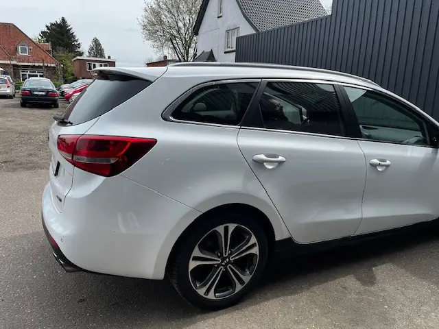 Kia cee'd Sportswagon 1.0 T-GDi GT-Line 2016 Benzine 13