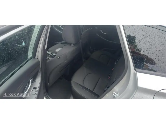 Hyundai i30 Wagon 1.4 T-GDI Premium 2020 Benzine 13