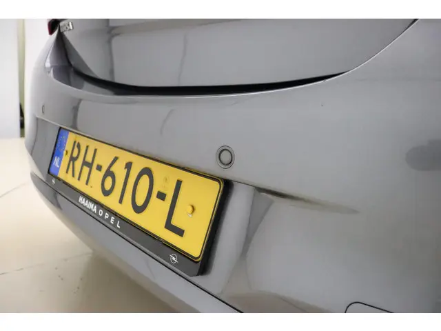 Opel Corsa 1.4 Online Edition 2017 Benzine 13