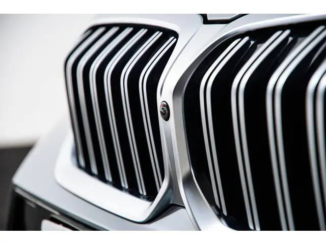 BMW 3 Serie 330e 2025 Hybride Benzine 22