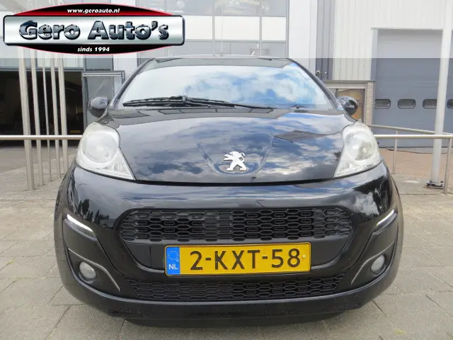Peugeot 107 1.0 Envy 5 deurs 2013 Benzine 12