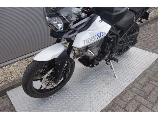 Triumph Tiger  800 XRX 2016 Benzine 31