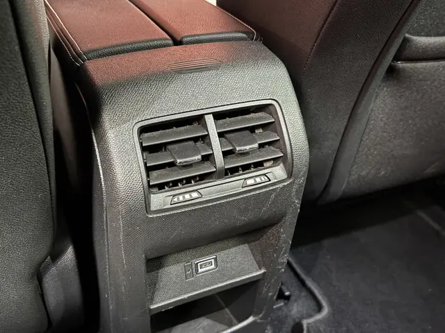 Opel Astra 1.2 Elegance 2022 Benzine 43