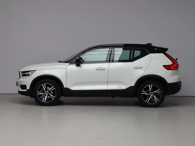 Volvo XC40 T2 Automaat R-Design 2021 Benzine 6