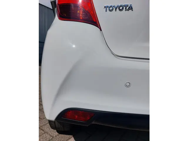 Toyota Yaris 1.5 Hybrid Aspiration 2017 Hybride Benzine 7