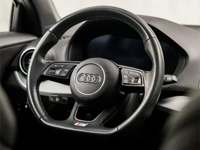 Audi Q2 35 TFSI S-Line Sport 2019 Benzine 20