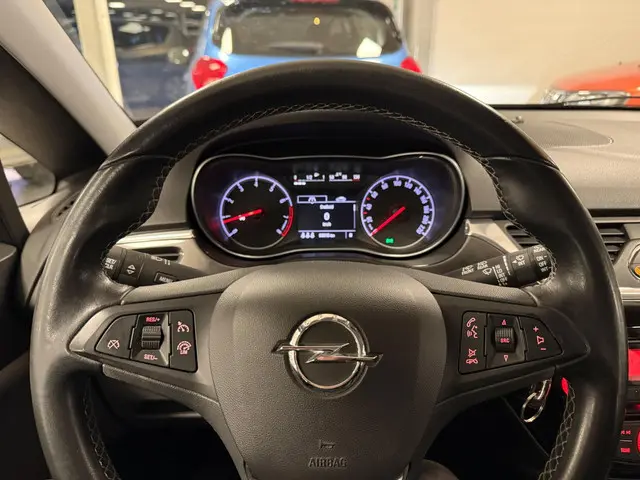 Opel Corsa 1.4 Cosmo AUTOMAAT 2016 Benzine 11