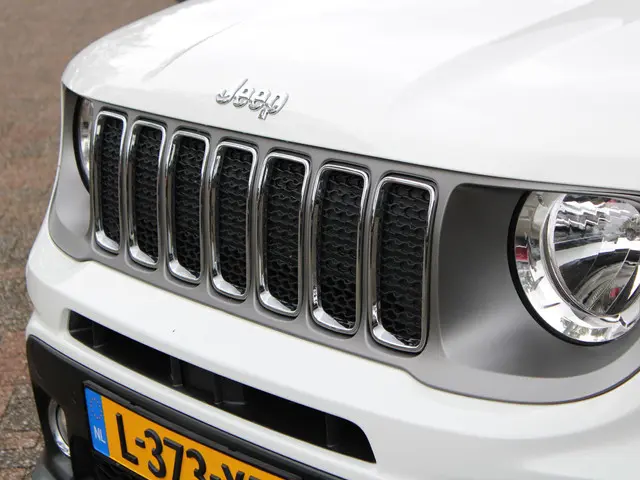 Jeep Renegade 1.3T DDCT Limited 2021 Benzine 23