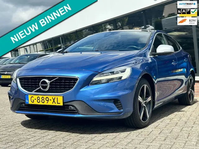 Volvo V40
