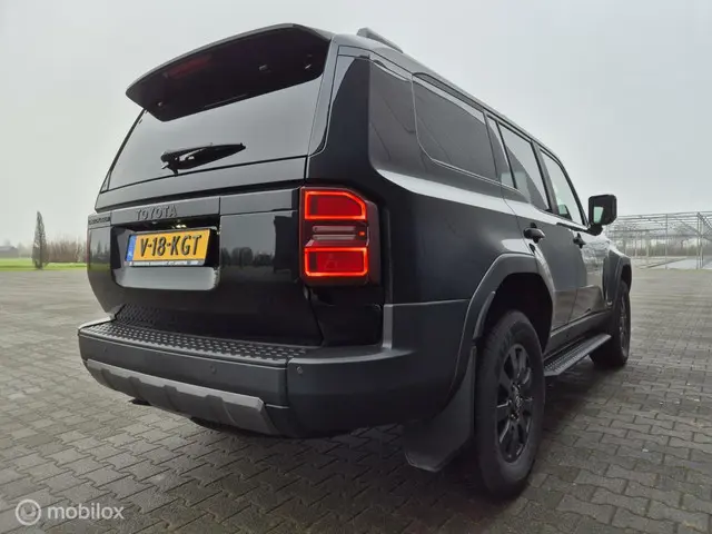 Toyota Land Cruiser 250 2.8 D-4D Executive 2024 Diesel 5