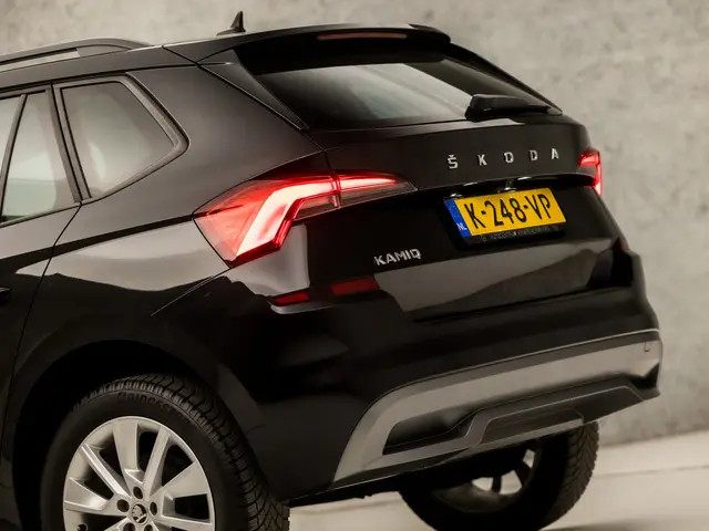 Škoda Kamiq 1.0 TSI Luxury Sport 2021 Benzine 11
