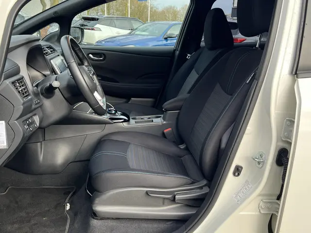 Nissan Leaf Acenta 40 kWh 2021 Elektrisch 16