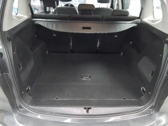 Opel Zafira Tourer 1.4 Edition 2012 Benzine 13