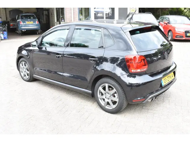 Volkswagen Polo 1.4 TSI BlueGT 2013 Benzine 34