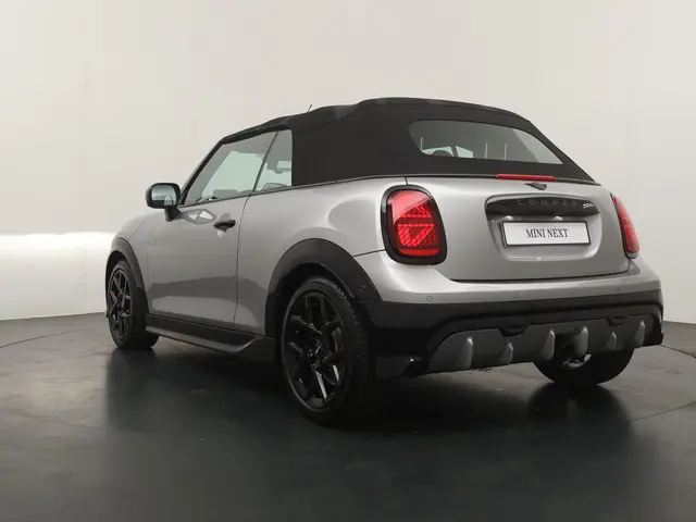 MINI Cabrio JCW 2025 Benzine 11