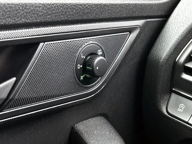 Škoda Fabia 1.0 Active 2018 Benzine 9